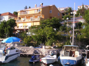  Apartments & Rooms Anica  Драмаль